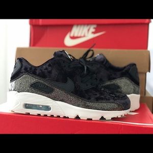 Nike Air Max 90 Pinnacle Qs